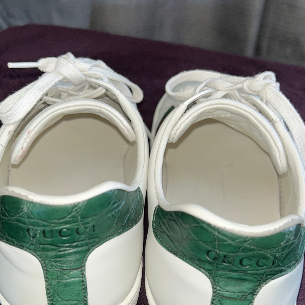 Gucci White Sneakers with Red and Green Stripes - Picture 9 of 12